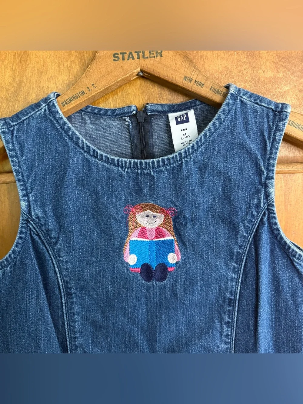 Vintage Gap Kid's Y2K Girl's Denim Jean Jumper Dress Embroidered Book Preppy 7/8